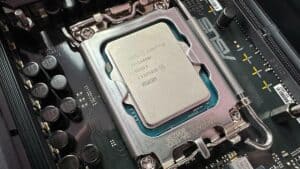 Intel Core i5-14600K placed in motherboard socket, image by PCWer